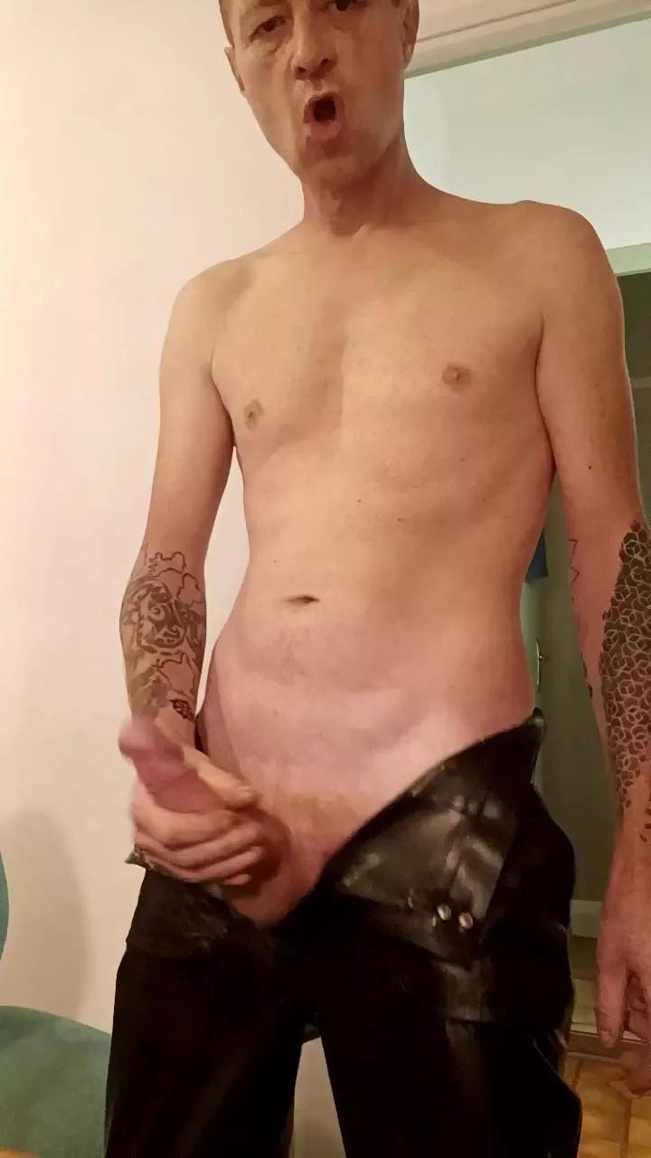 jef34 on Cam4 