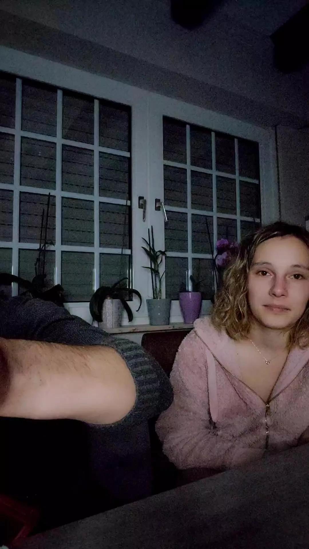 Jeunecouple3227 on Cam4 