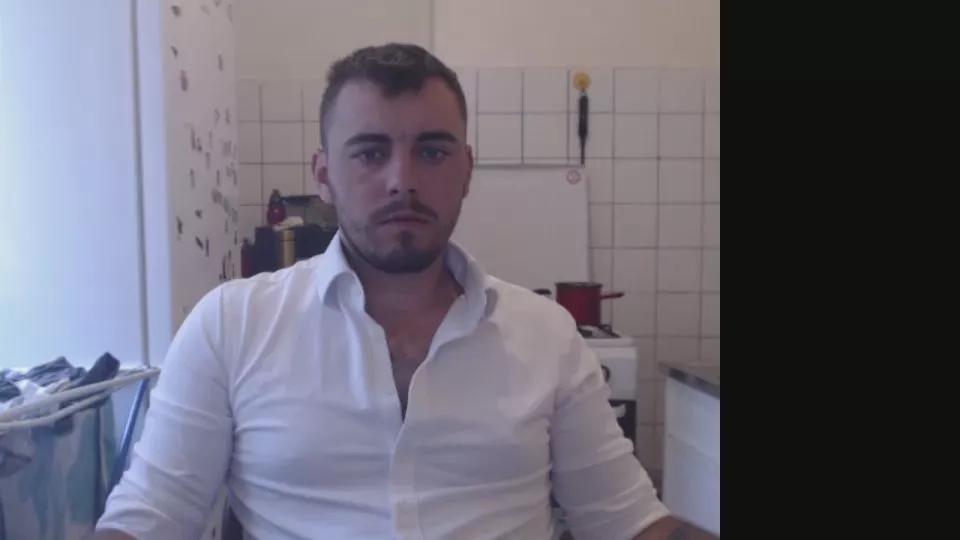 Jimmygog_22_ on Cam4 