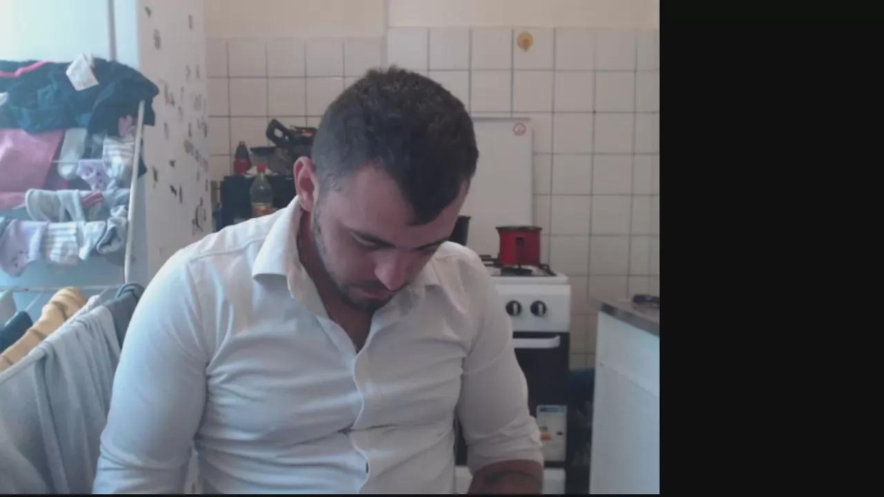 Jimmygog_22_ on Cam4 