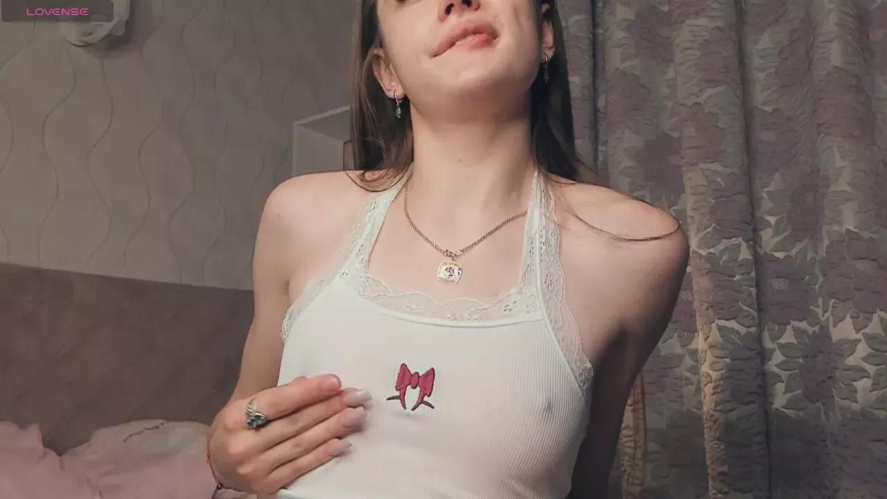 Jinny_garland on Cam4 