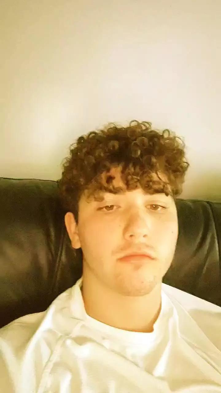 jjhunter07 on Cam4 