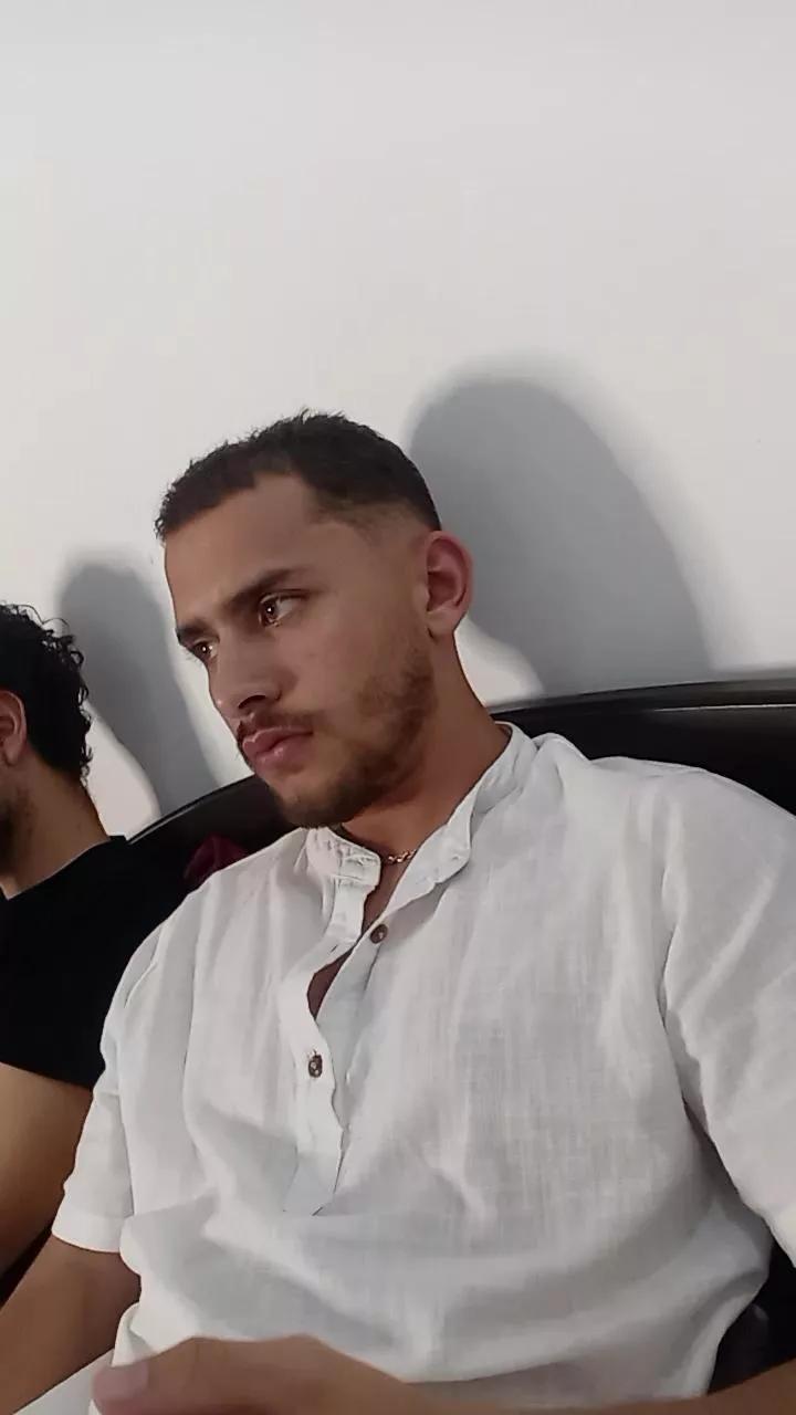 jorgeeeeeeeeee on Cam4 