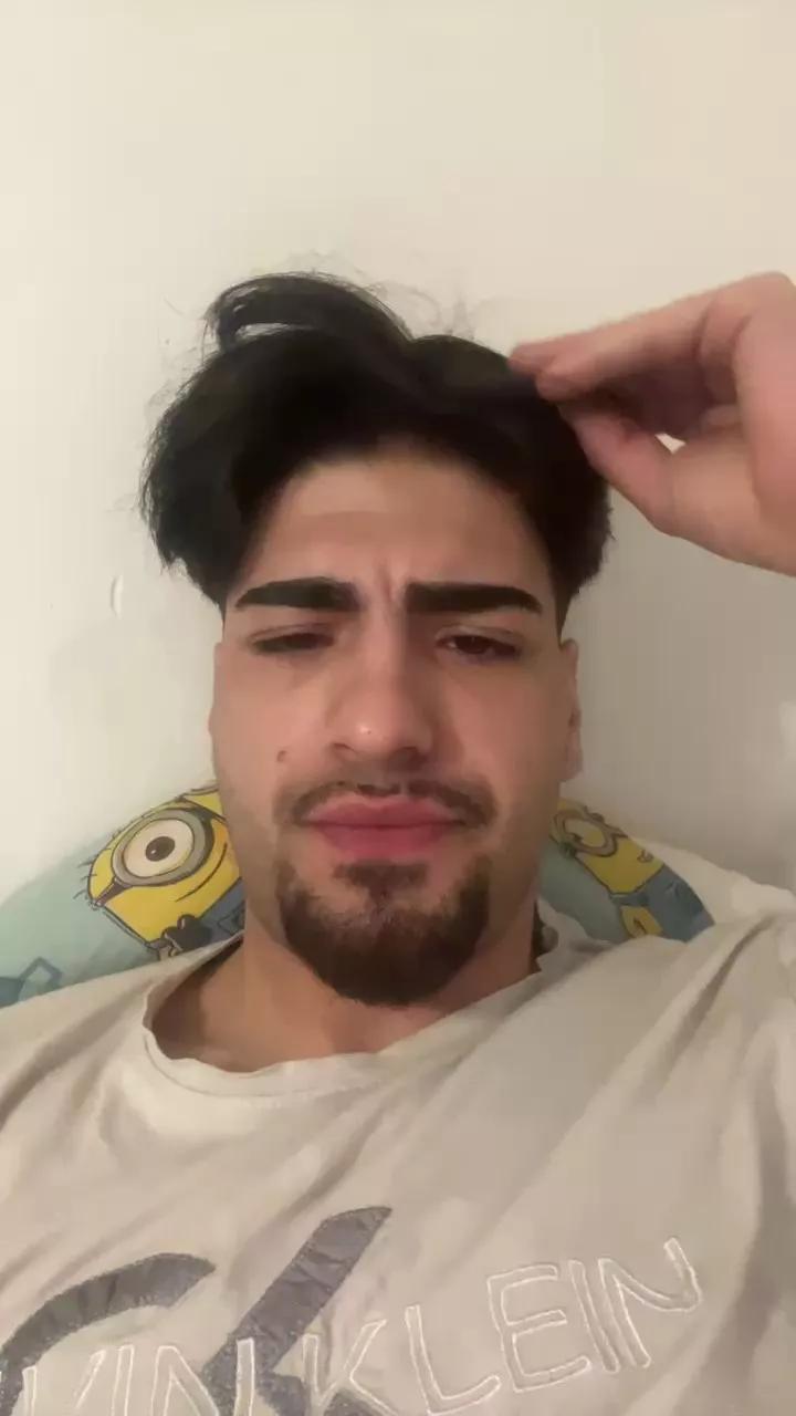 Jovencitobcn21 on Cam4 