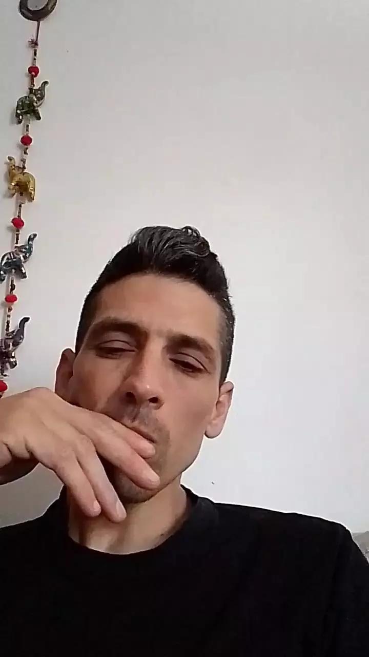 Juanpablohotxxx on Cam4 