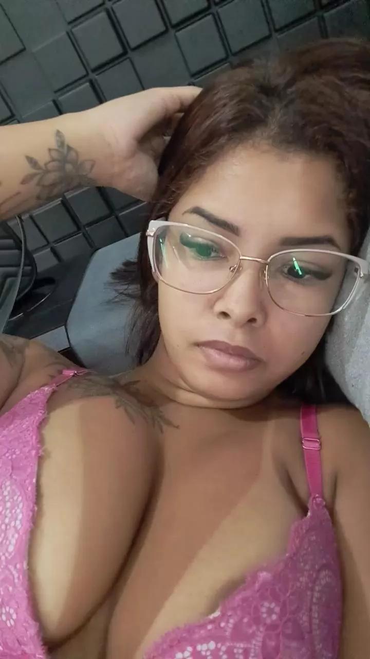 Jujustt on Cam4 