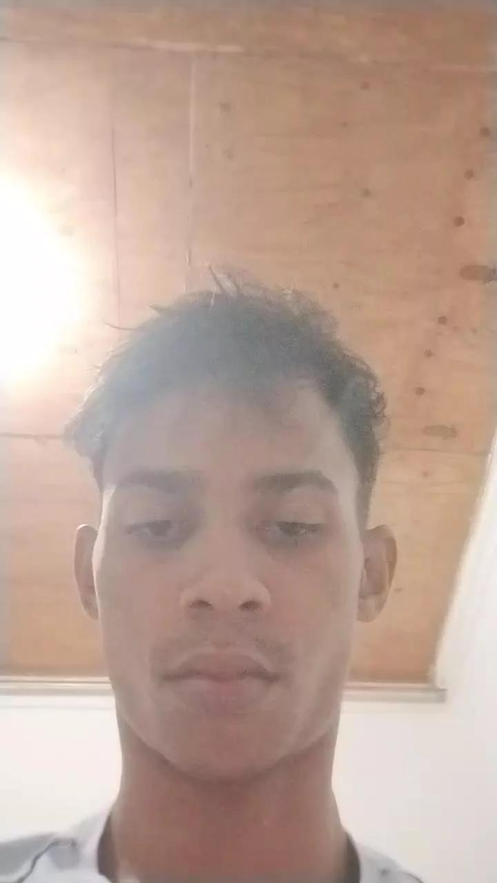 Julioassis on Cam4 