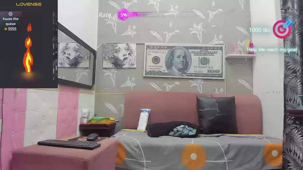 Karen_Bis on Cam4 
