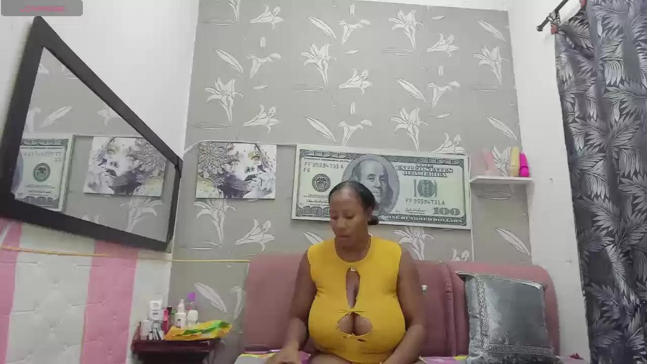 Karen_Bis on Cam4 