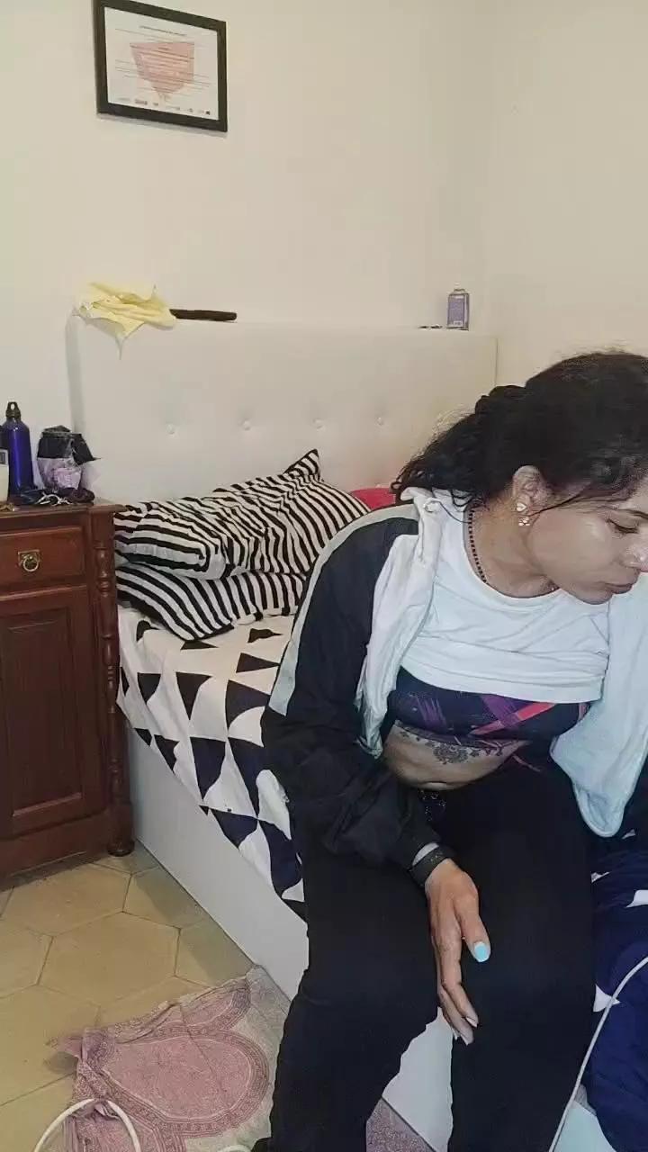 Katalinaaahot on Cam4 