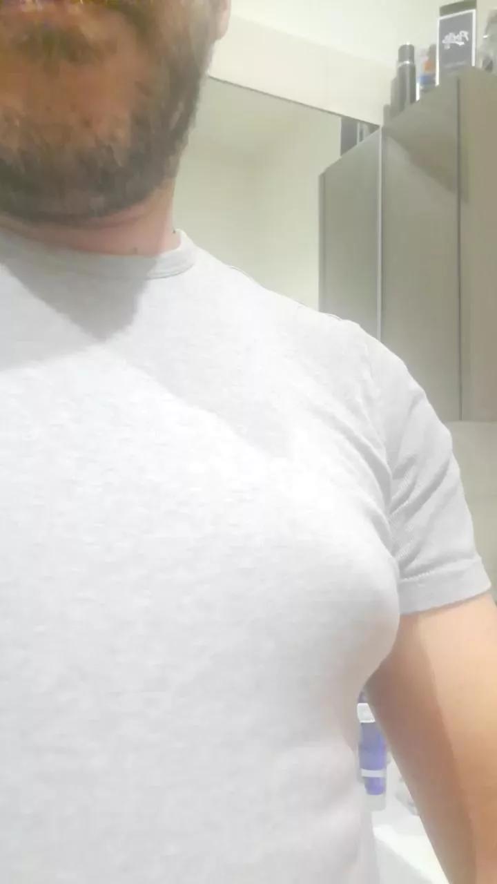 Kenshi2000 on Cam4 