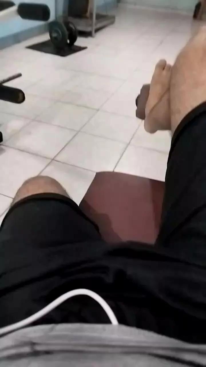 killabeeX on Cam4 