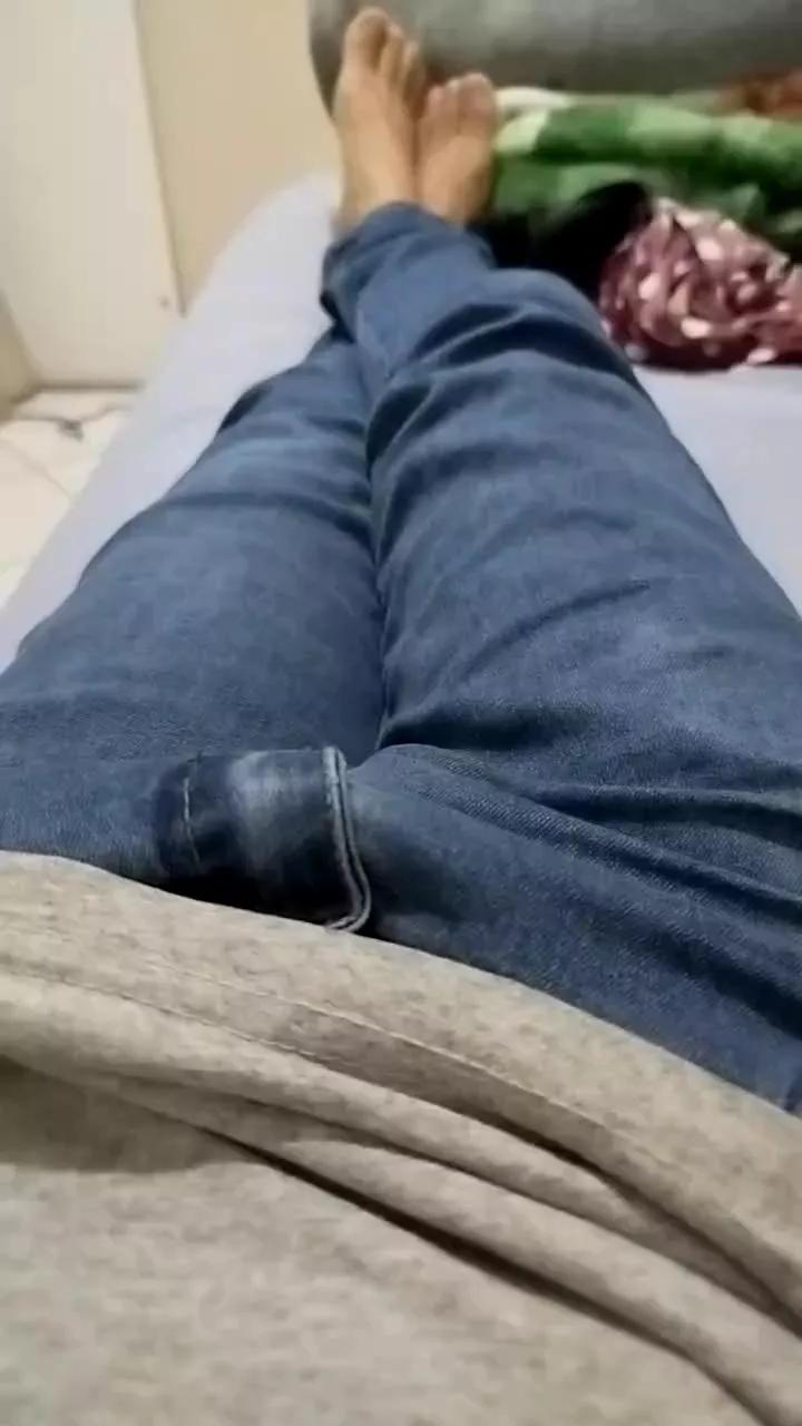 killabeeX on Cam4 