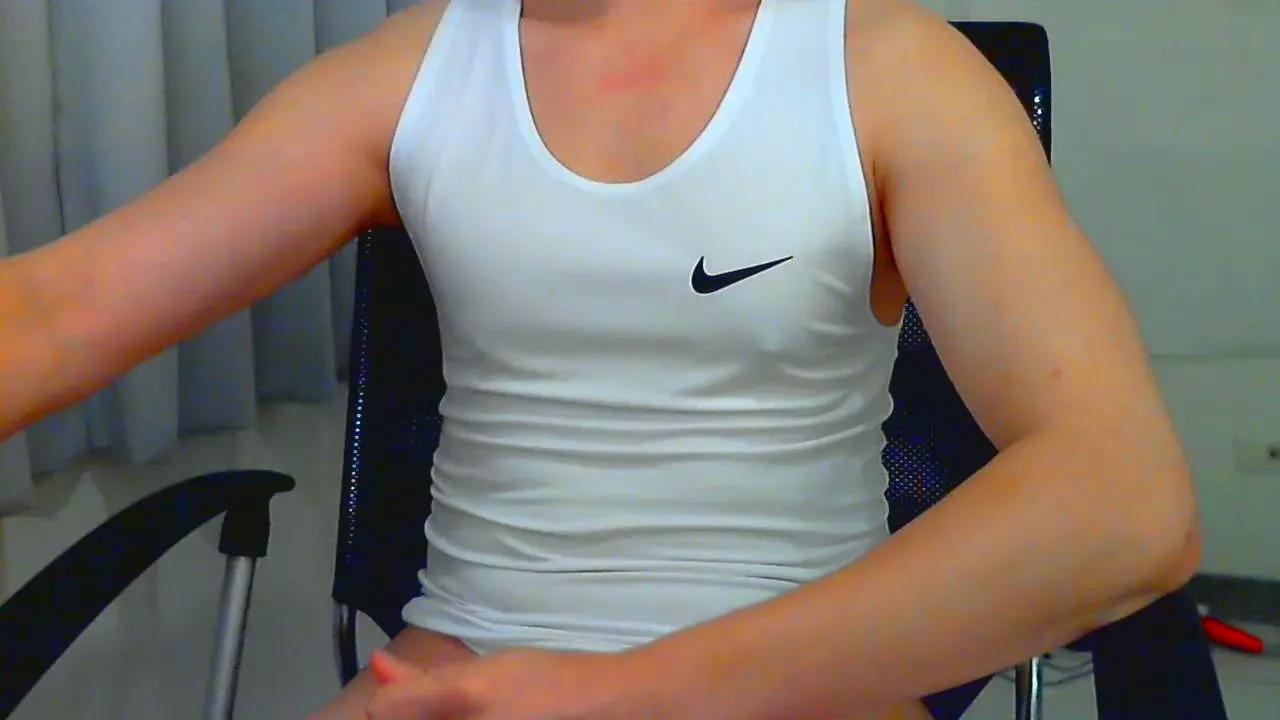 kimwoobin73 on Cam4 