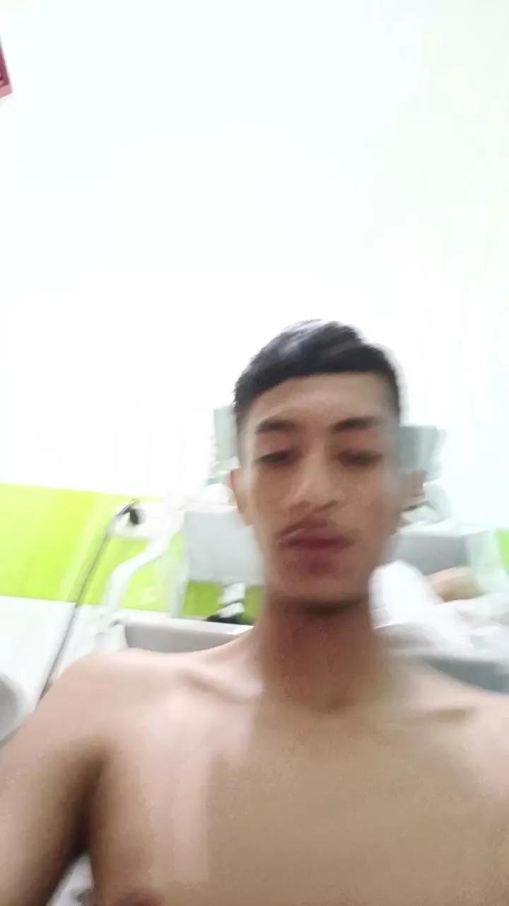 King_Cock7 on Cam4 