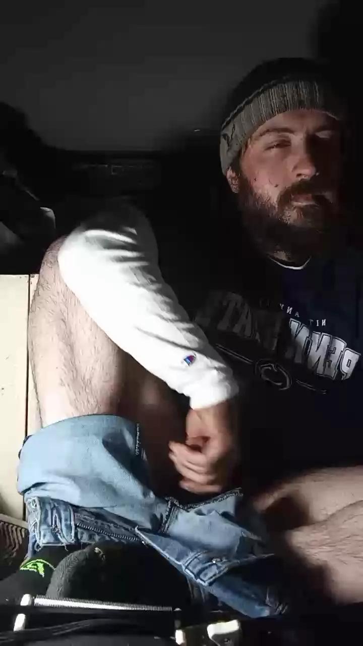 Kingcrisco69 on Cam4 