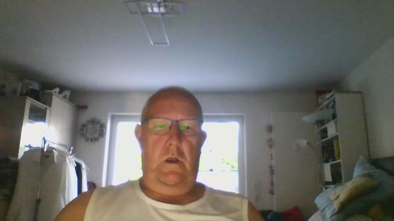 klaus4457 on Cam4 