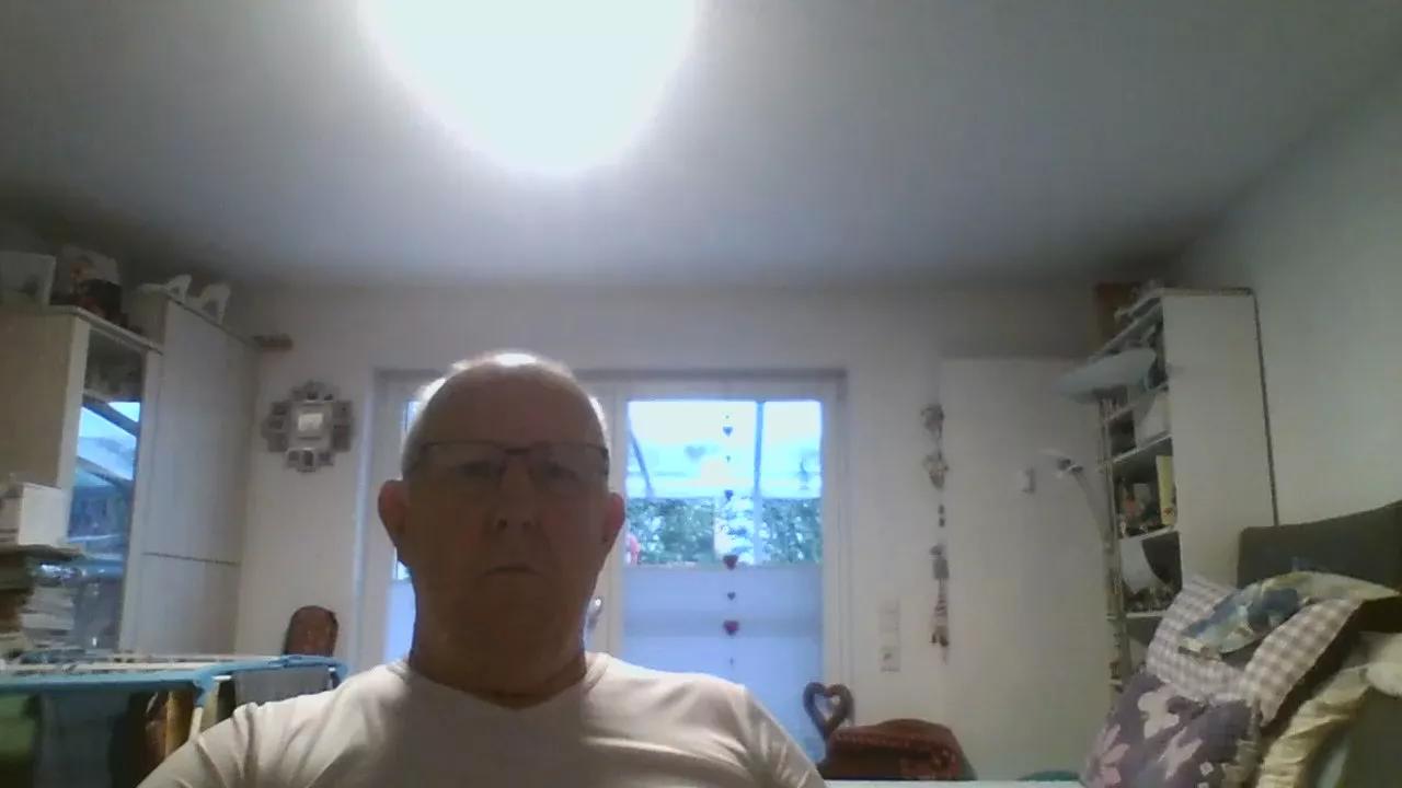 klaus4457 on Cam4 