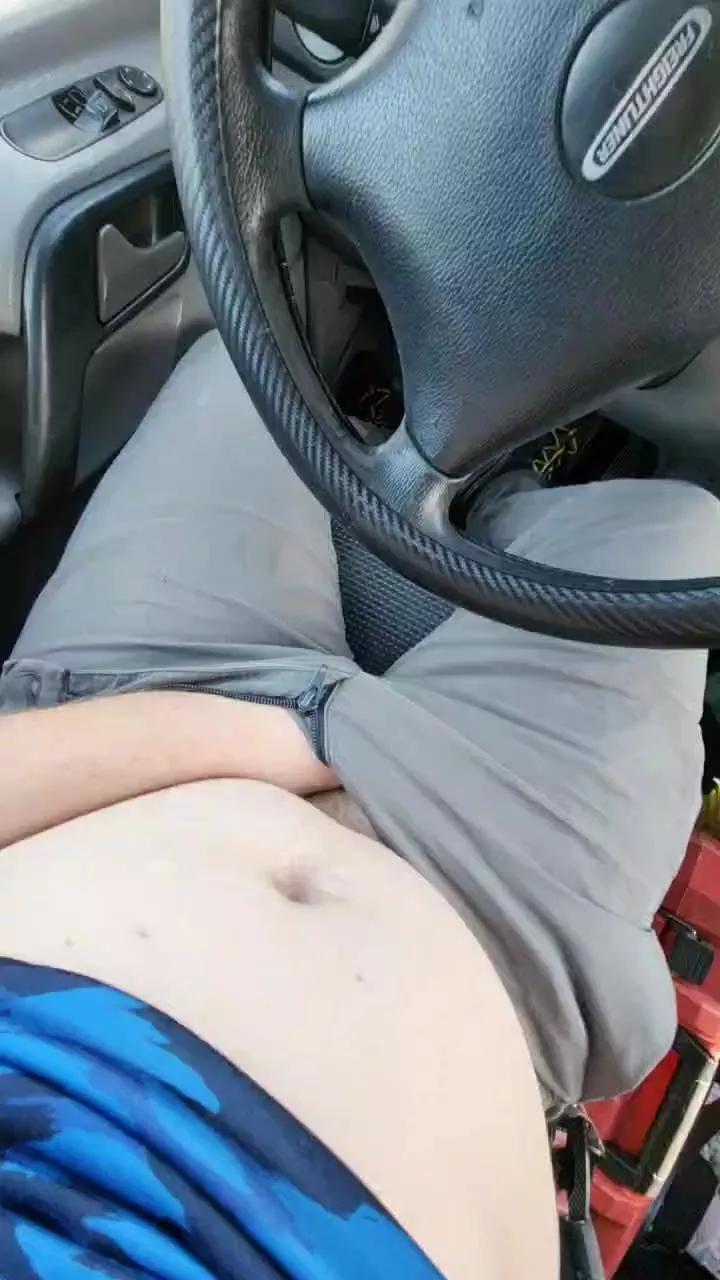 Kleindude on Cam4 