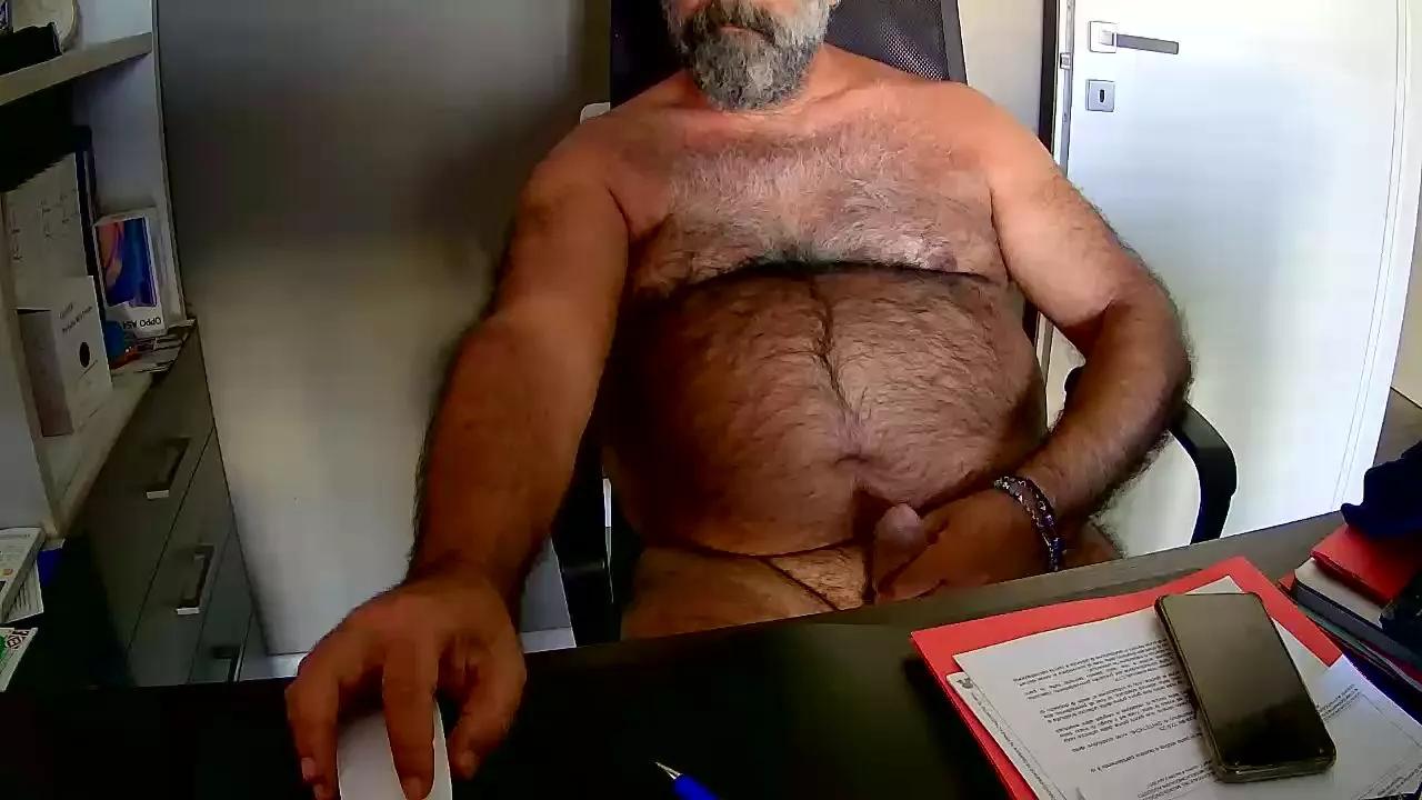 kuros1967 on Cam4 