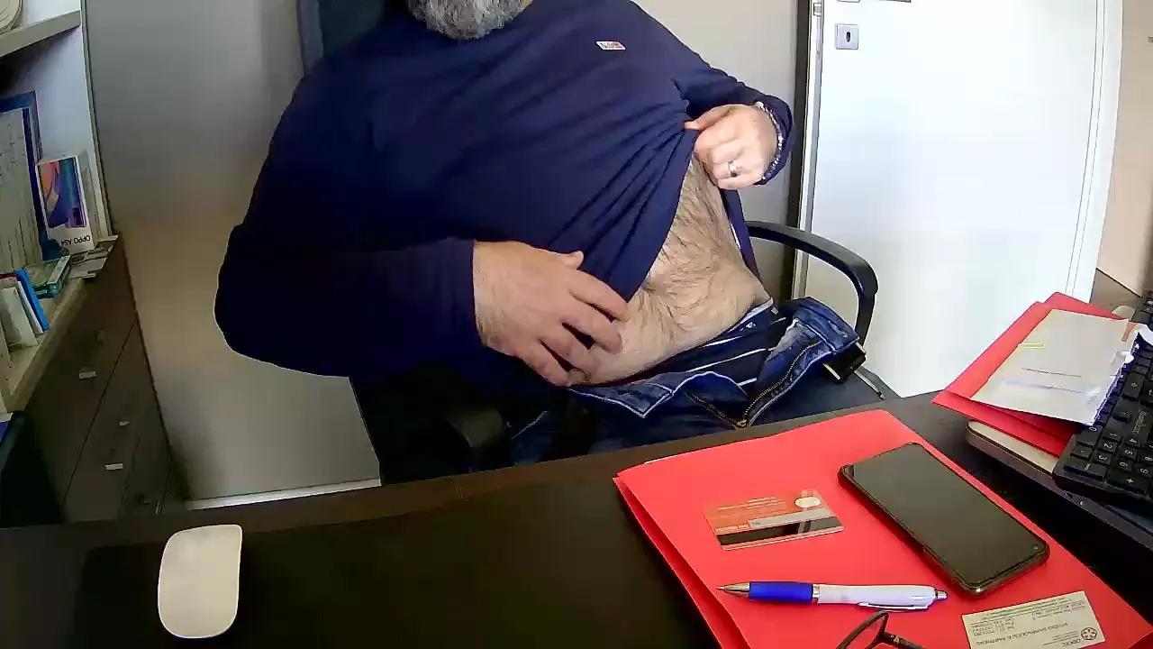 kuros1967 on Cam4 