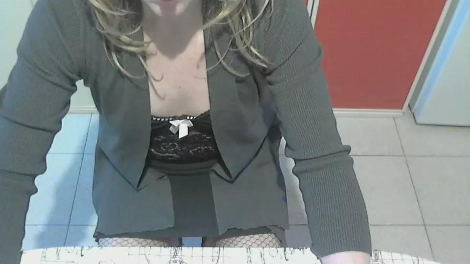 LA_TUA_SOFY on Cam4 