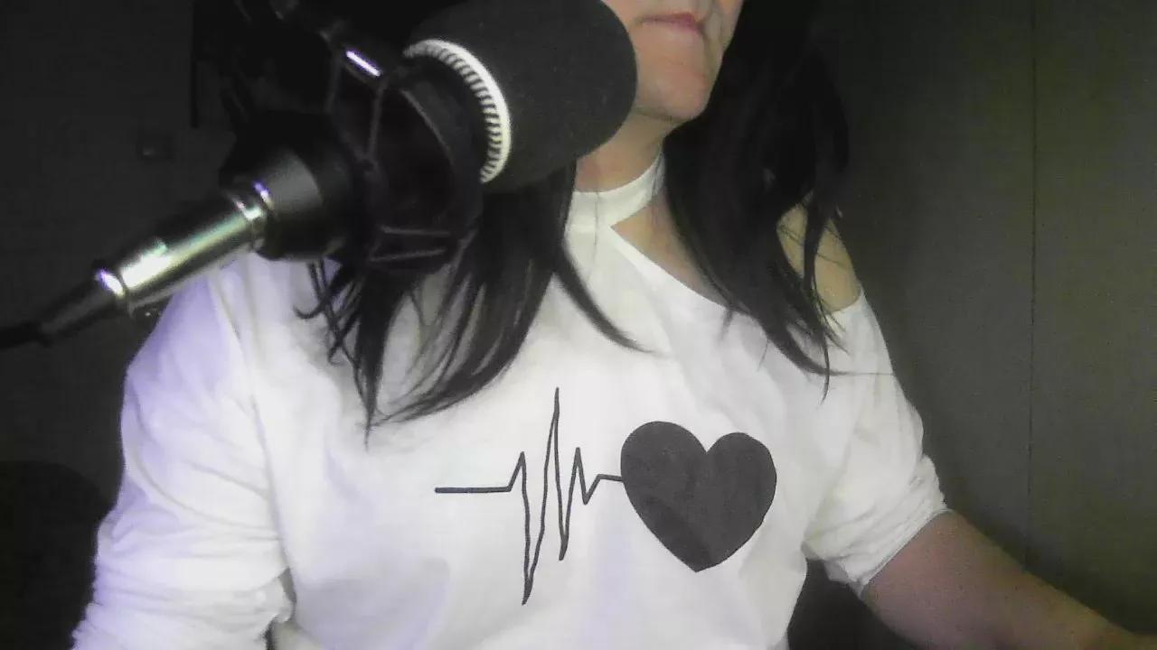 LADONATELLA on Cam4 