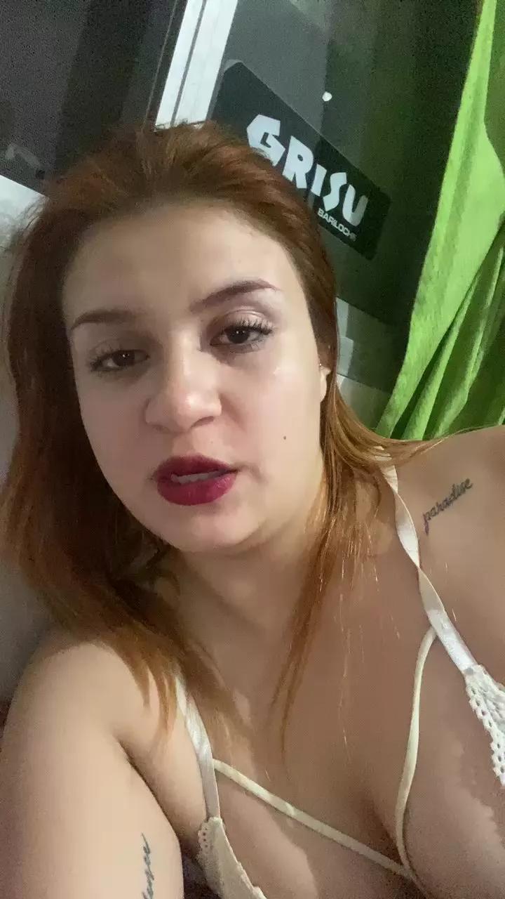 LadyAzul on Cam4 