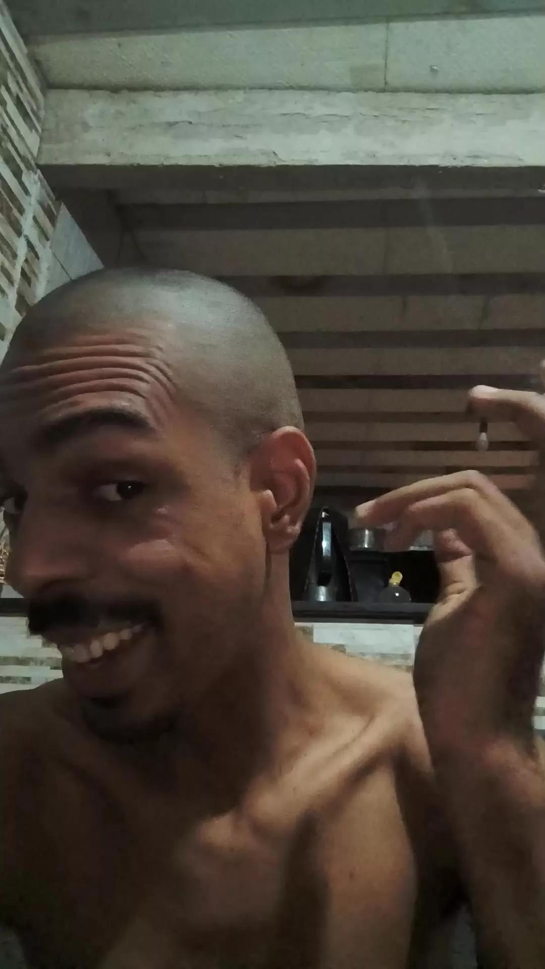 LaTrel021 on Cam4 