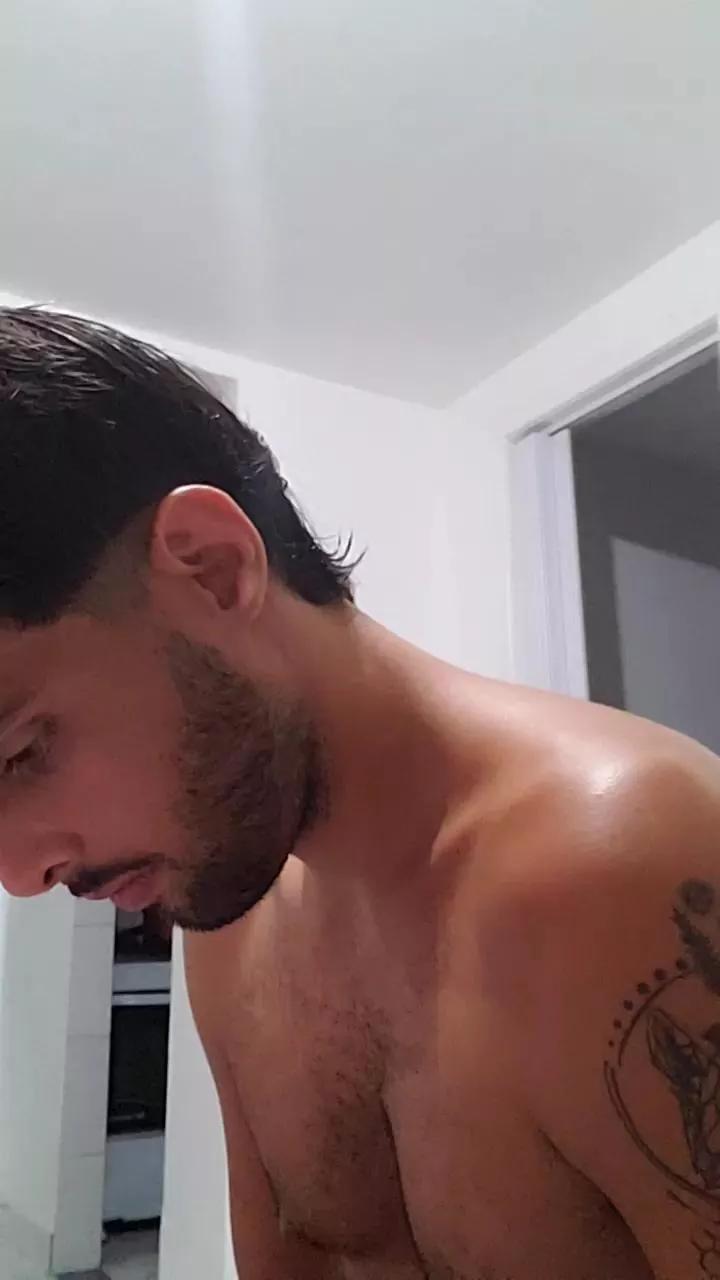 Levi_Henrique on Cam4 