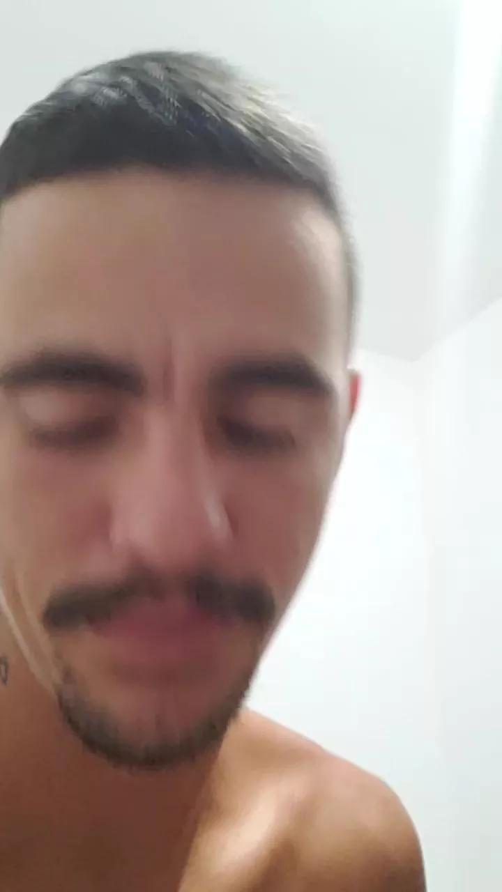 Levi_Henrique on Cam4 