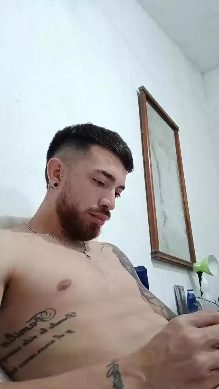 Lgante420 on Cam4 