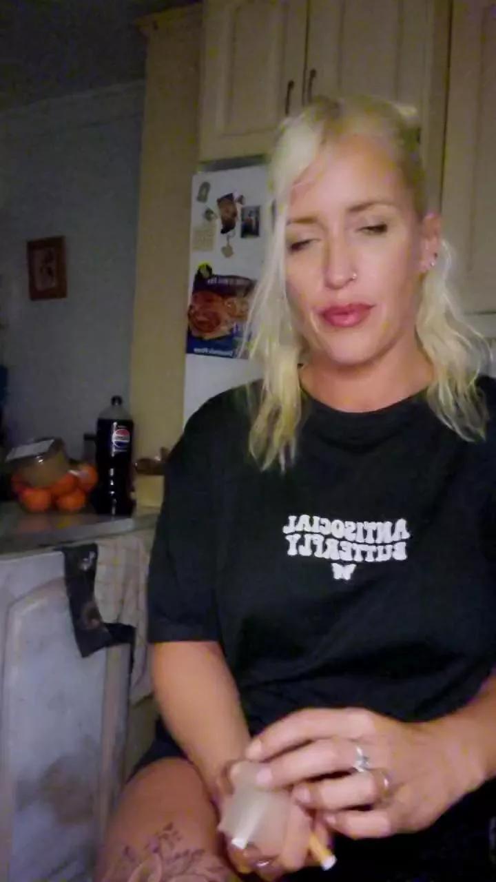 Lili89ink on Cam4 