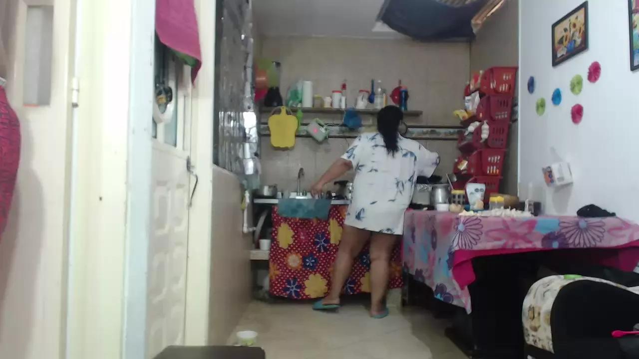 lili_latina on Cam4 