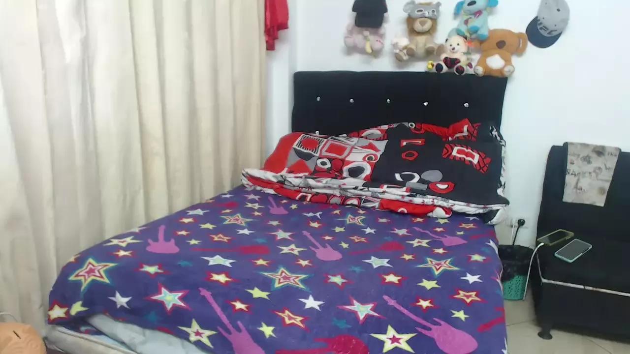 lili_latina on Cam4 