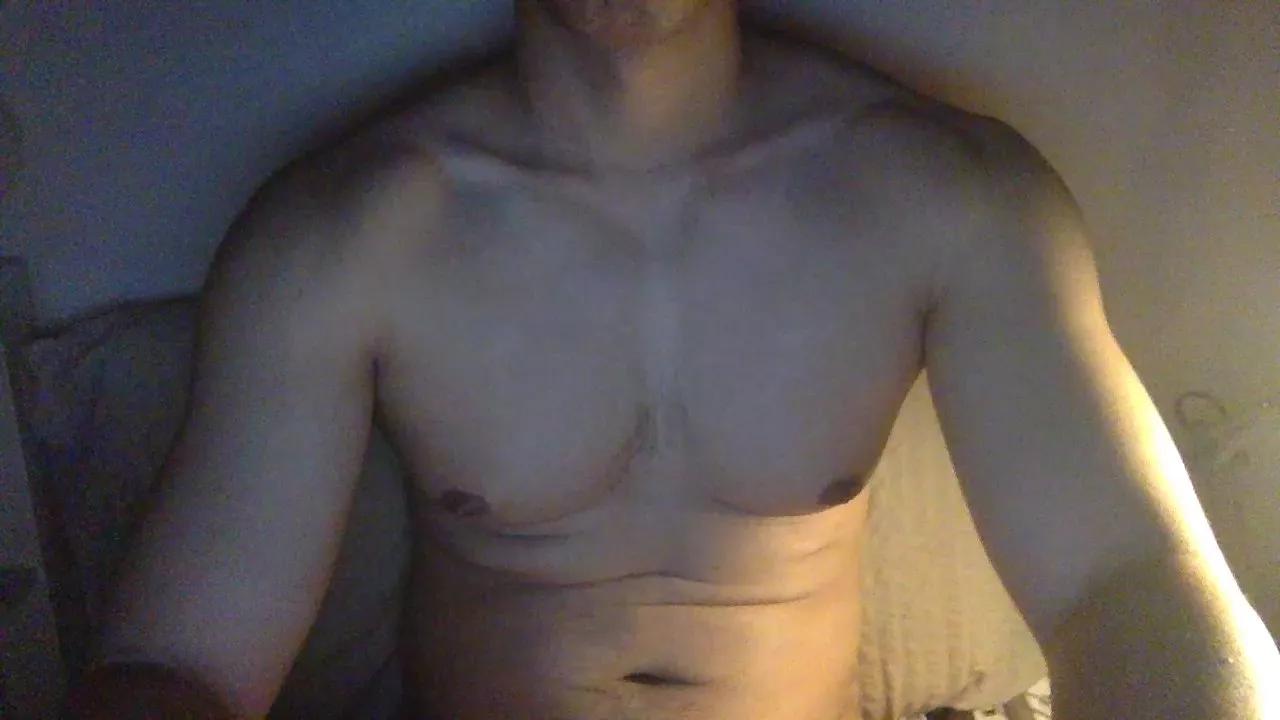 lovelybelly on Cam4 