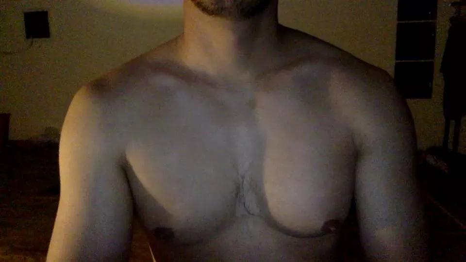 lovelybelly on Cam4 