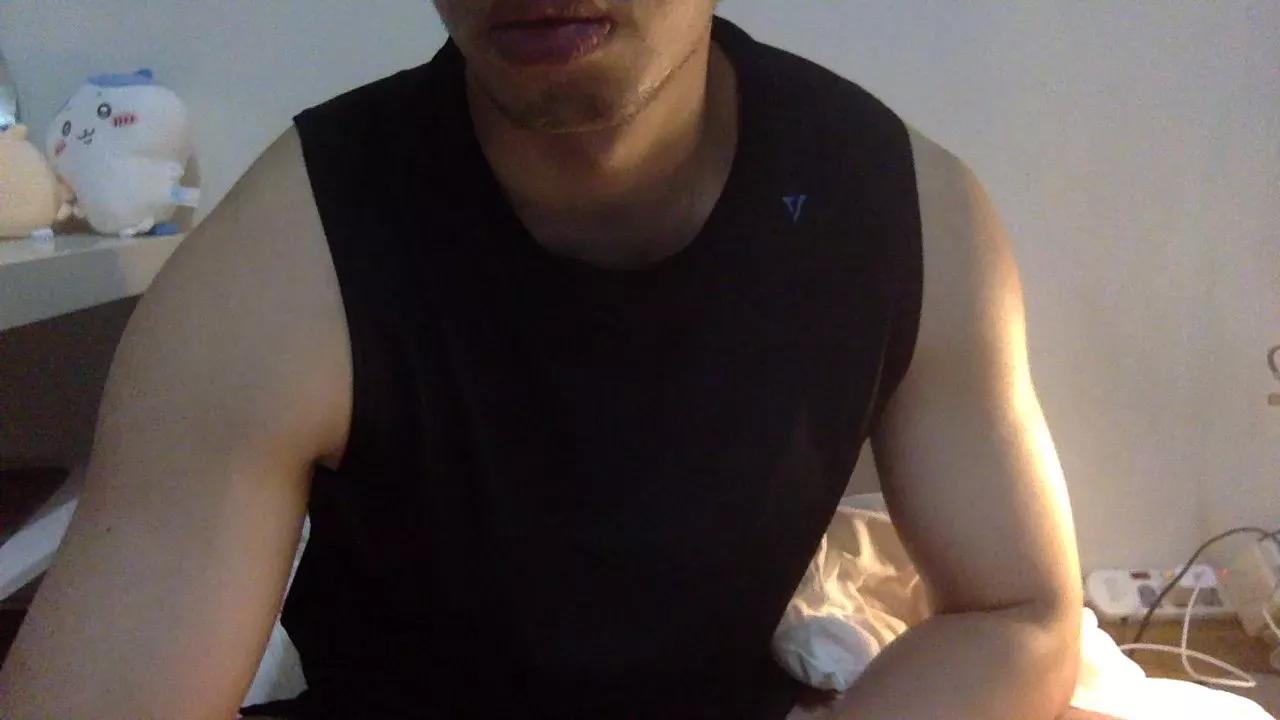 lovelybelly on Cam4 