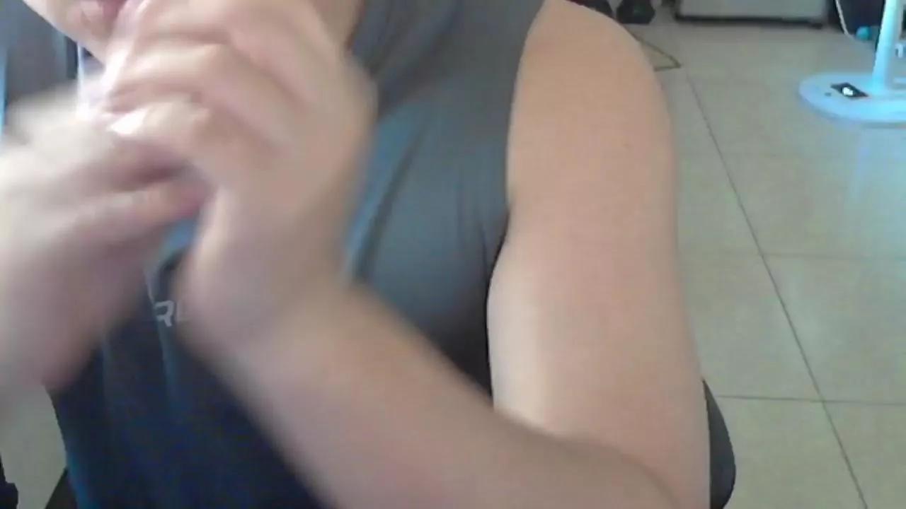 lQAQl on Cam4 