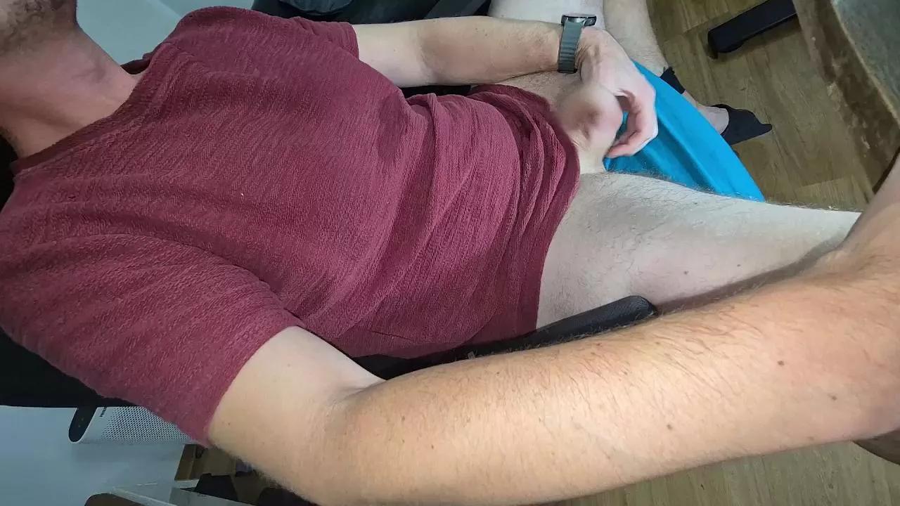 LuckyBong on Cam4 