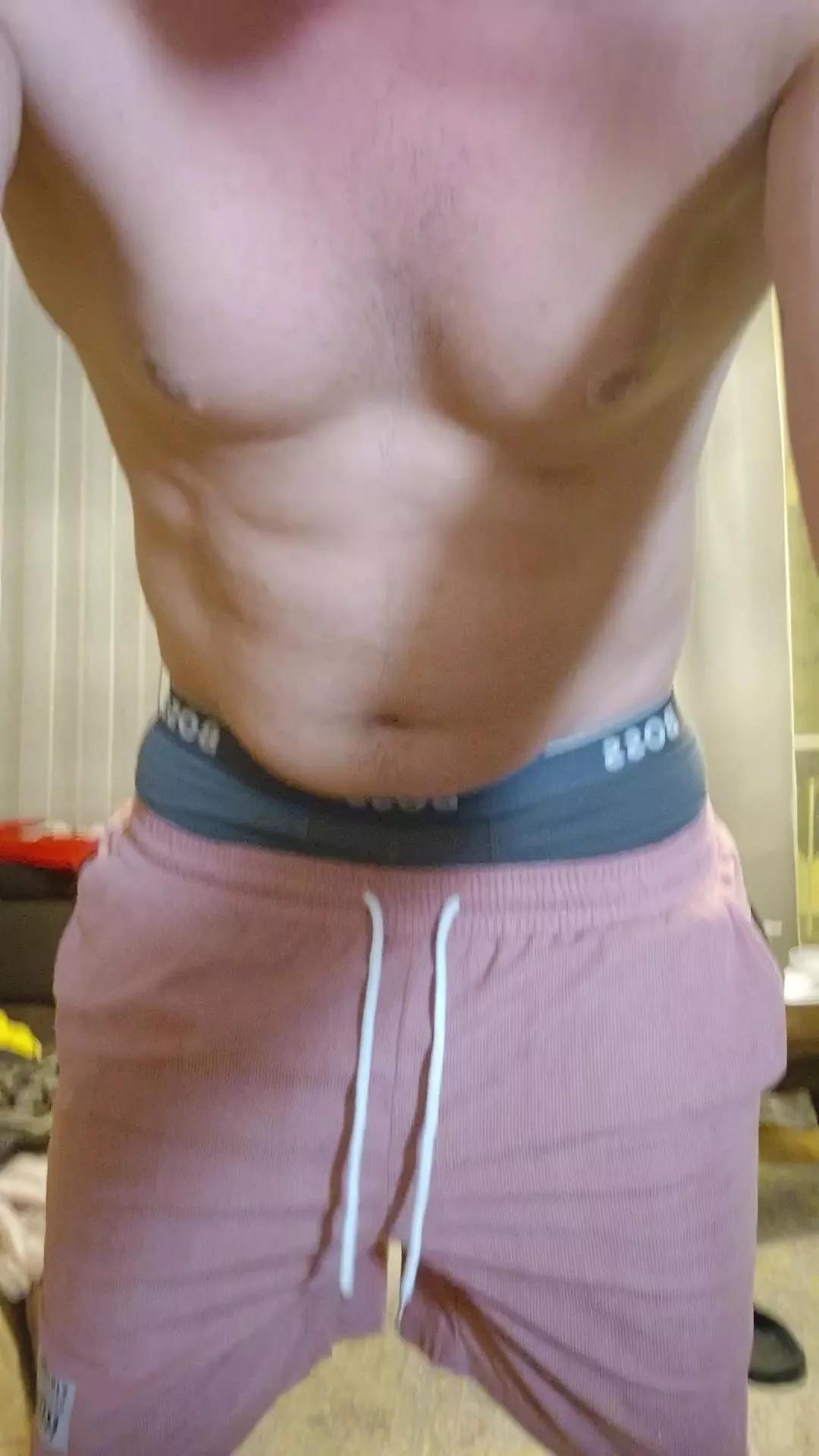 LuckyBong on Cam4 