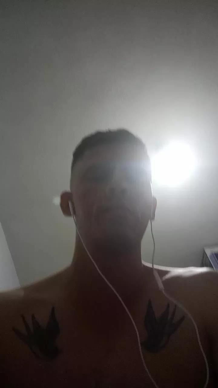 LuigiHL on Cam4 