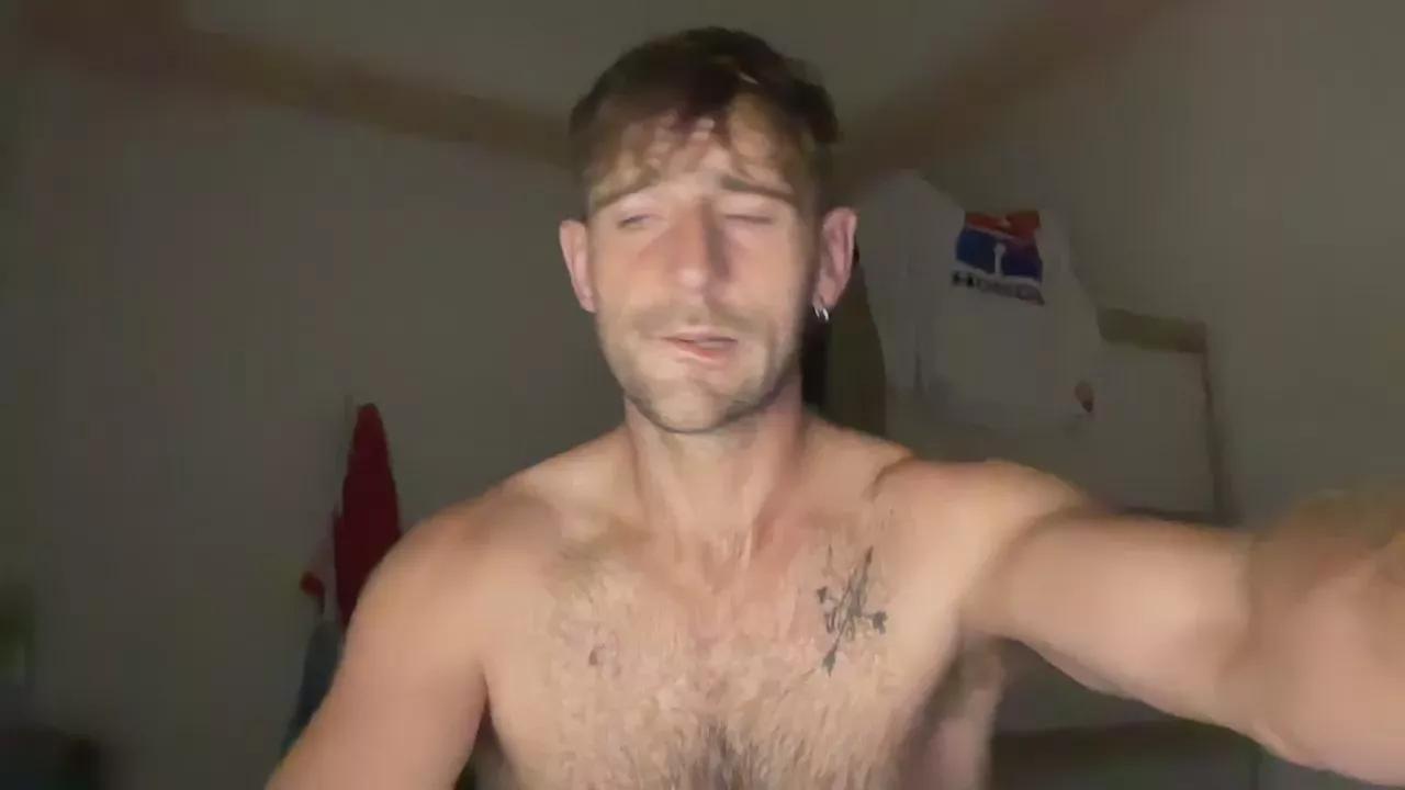 LukeGunn on Cam4 