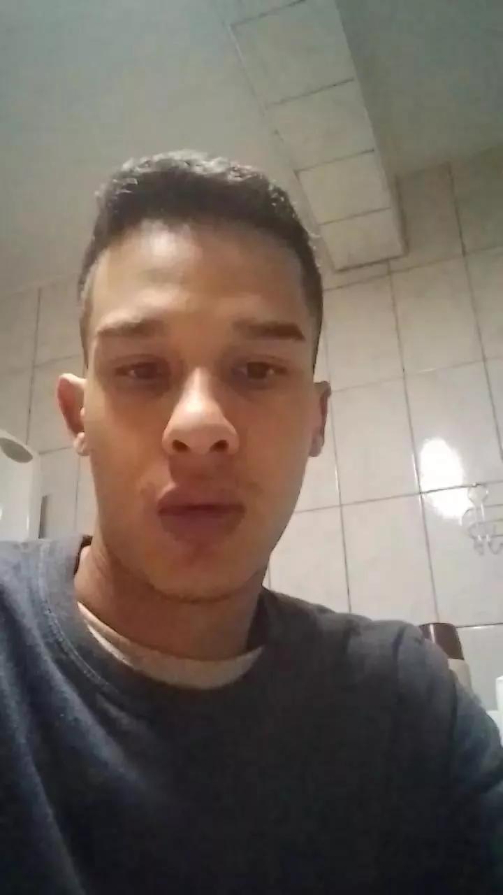 luluna6 on Cam4 