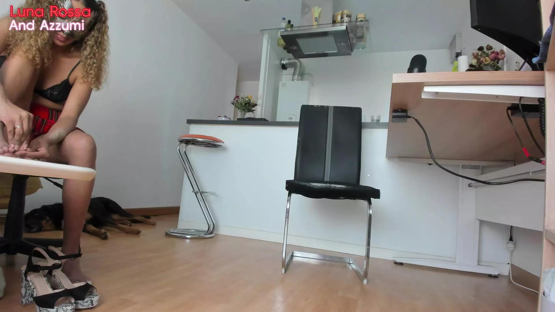 LunaRossaCam on Cam4 