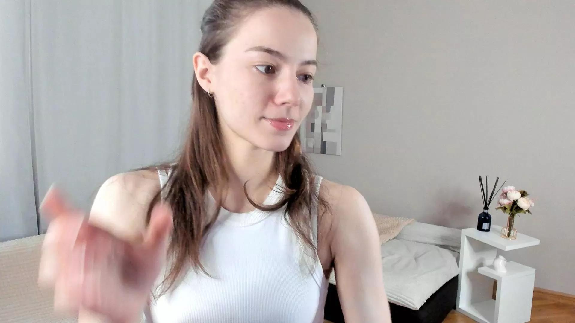 MaidaGornall on Cam4 