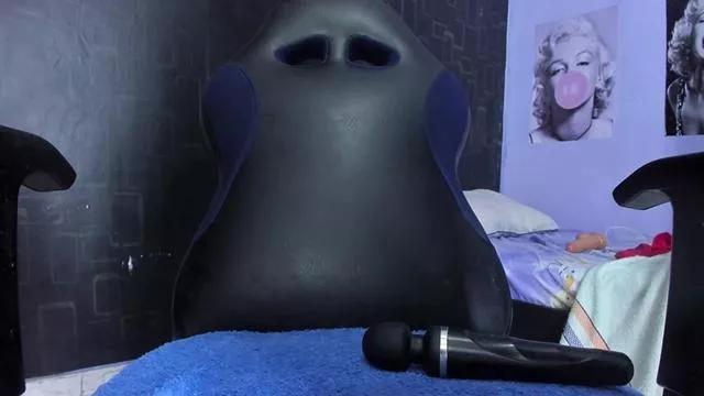 makena18 on Cam4 