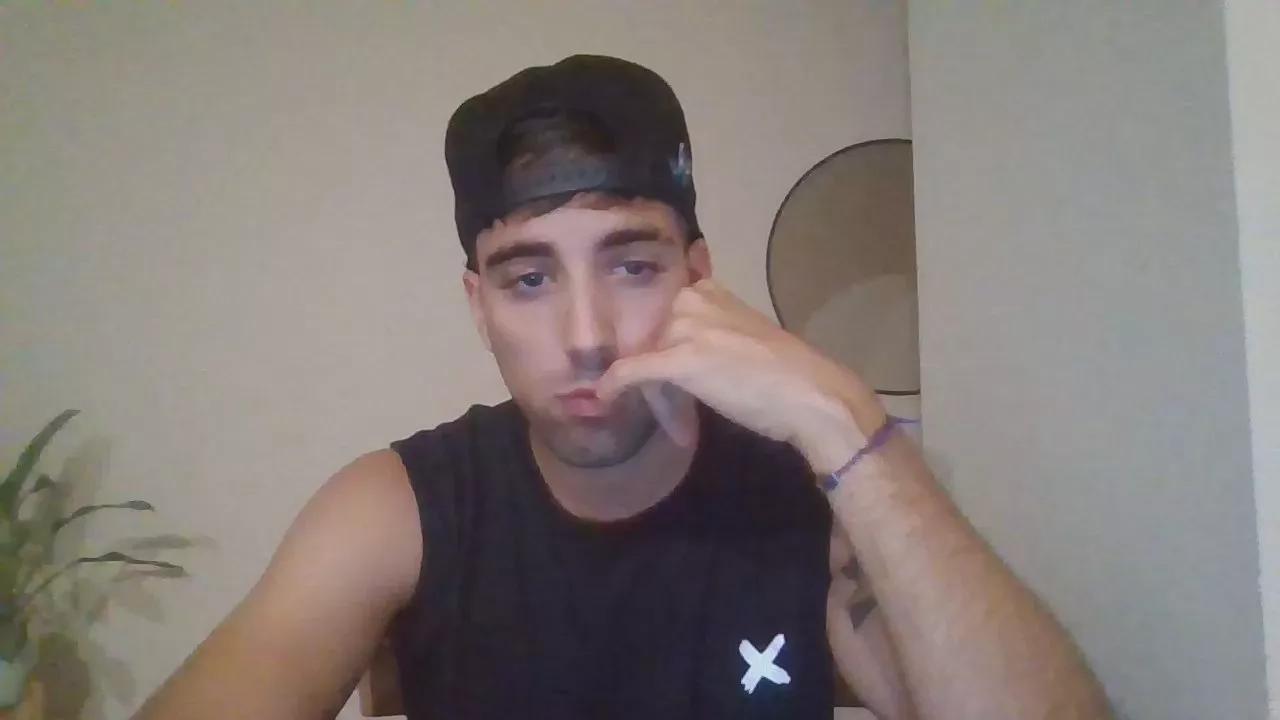marquitos253 on Cam4 