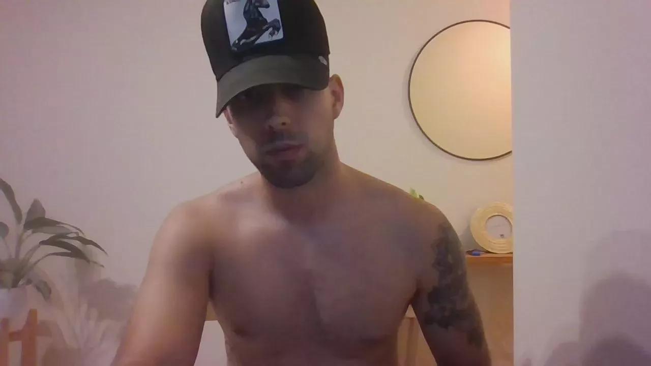 marquitos253 on Cam4 