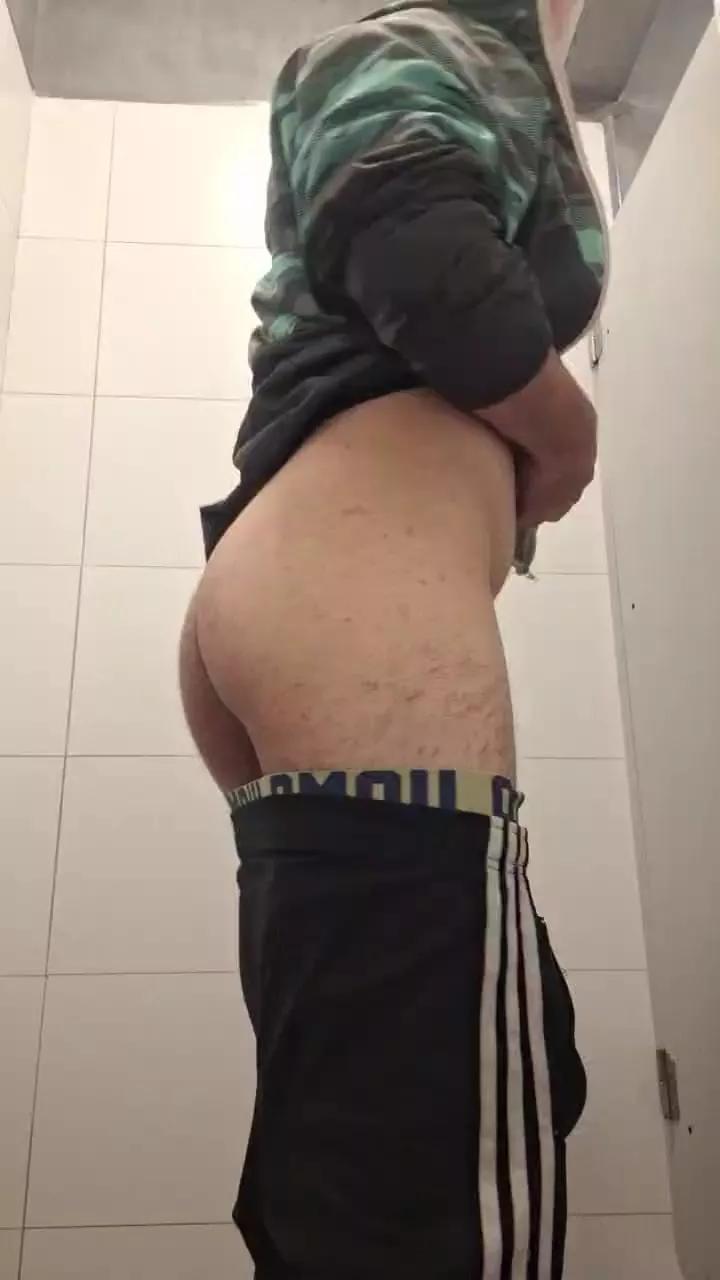 Martiinhub69 on Cam4 